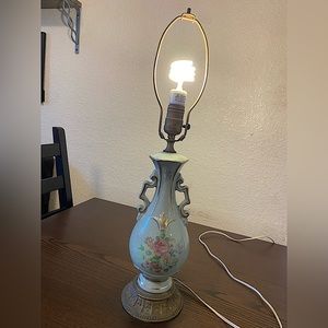 Vintage Ornate Floral Ceramic Table Lamp with Gold Trim
